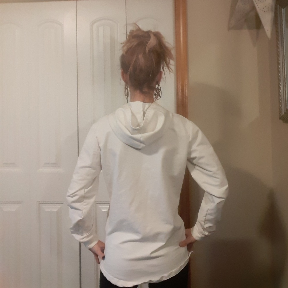 Muscle Fit Pullover Hoodie - Picture 2 of 3